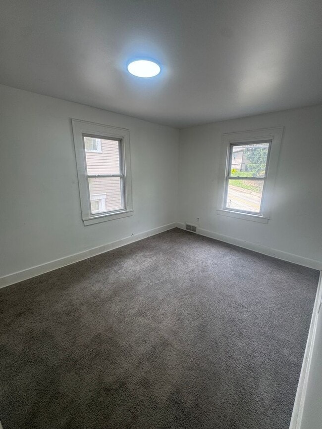 Building Photo - Beautifully Redone Home in North Versailles