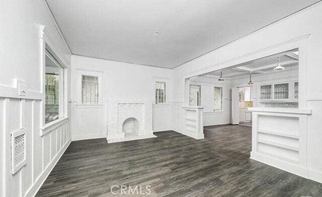 Building Photo - 454 W 59th Pl