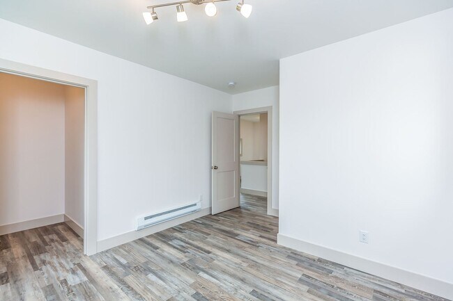 Building Photo - 4216 S Bozeman St