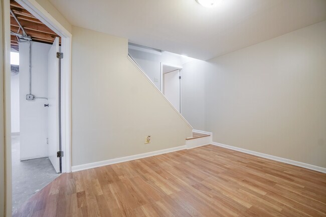 Building Photo - 11611 Davey Dr