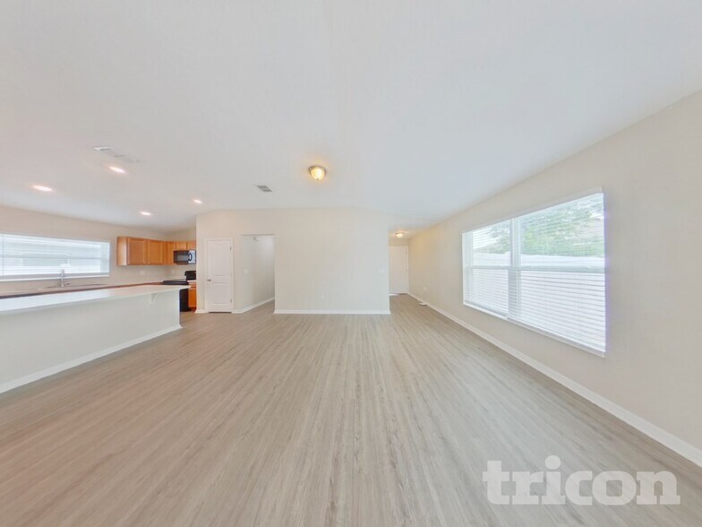 Building Photo - 3170 Bethpage Loop