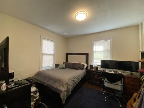 Building Photo - 3 bedroom in Jamaica Plain MA