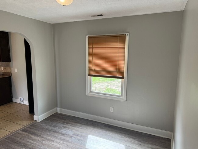 Building Photo - 5752 Edmeston Dr