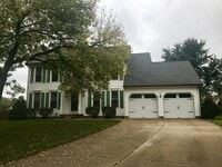 Building Photo - {15031} Charming Two Story Home + Huge, Fenced Yard + Cul de Sac