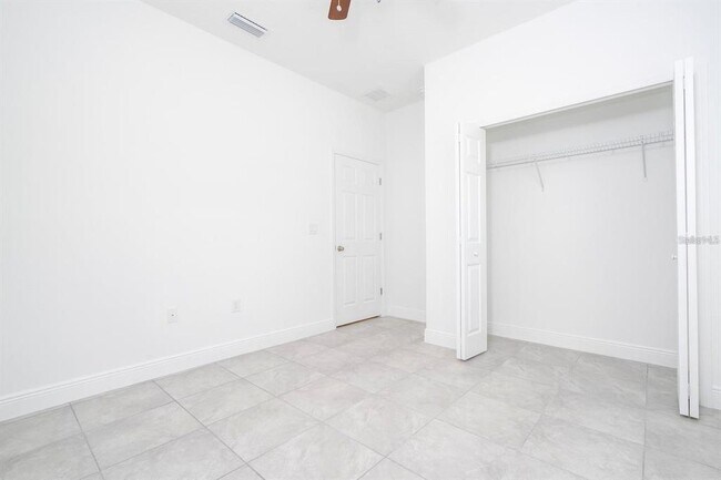 Building Photo - 16919 SW 37th Terrace Rd