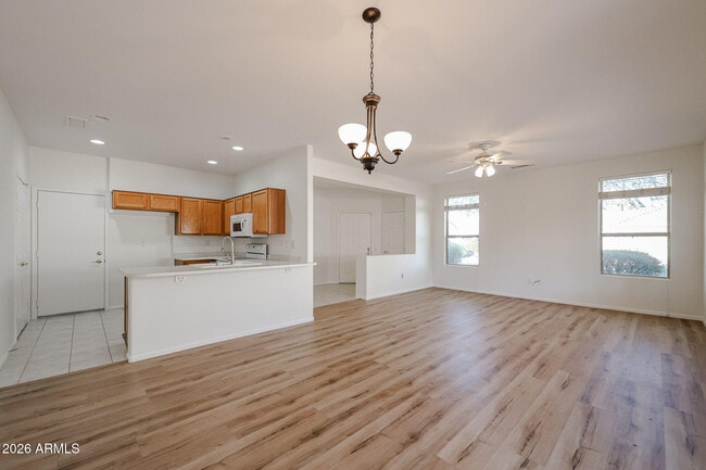 Building Photo - 16149 W Quail Creek Ln