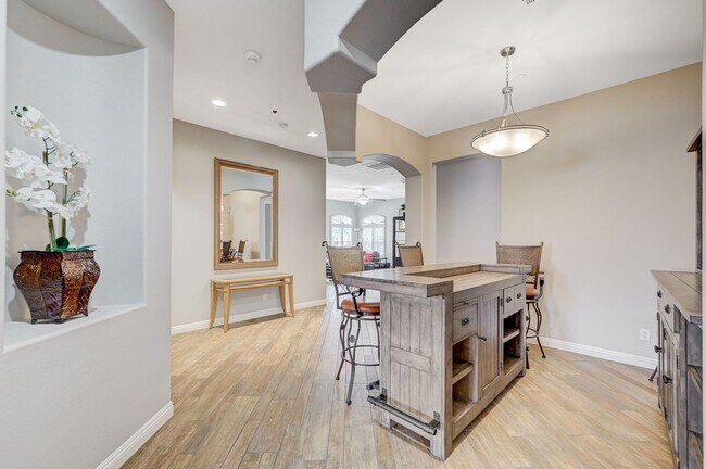 Building Photo - Stunning single-story home in picturesque community!