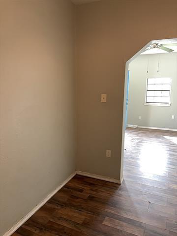 Building Photo - 127 E Walker St