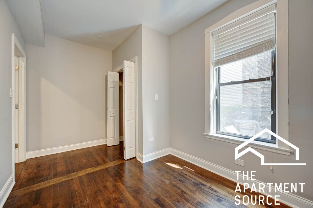 Building Photo - 2019 N Hoyne Ave