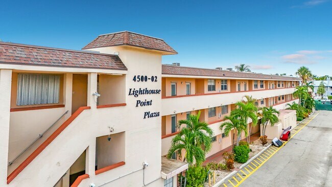 Building Photo - 4500 N Federal Hwy