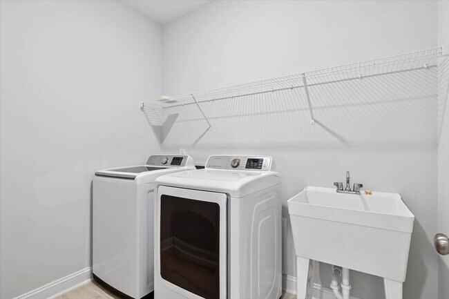 Building Photo - 1620 Bristen Wy