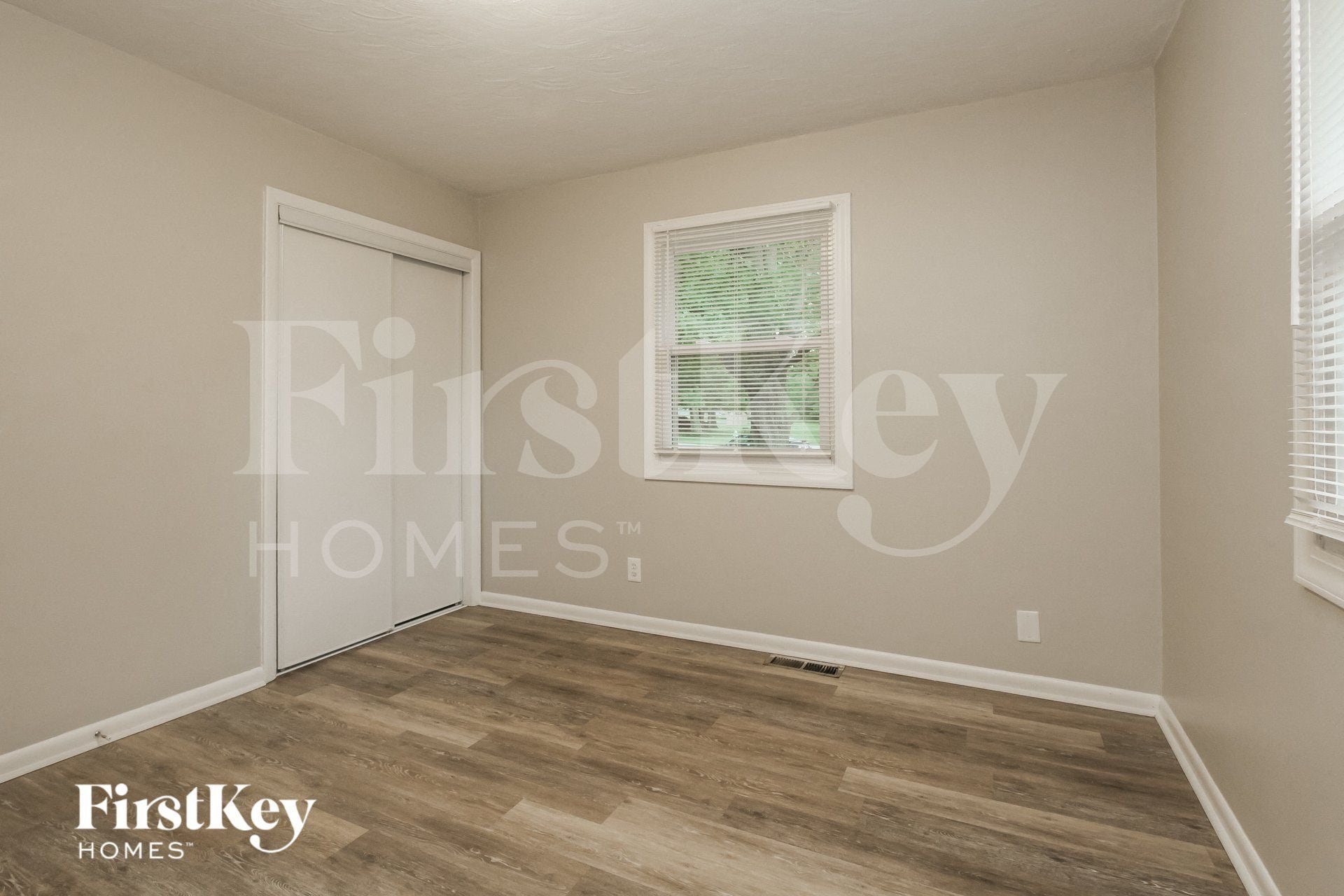 Building Photo - 302 Corottoman Ct