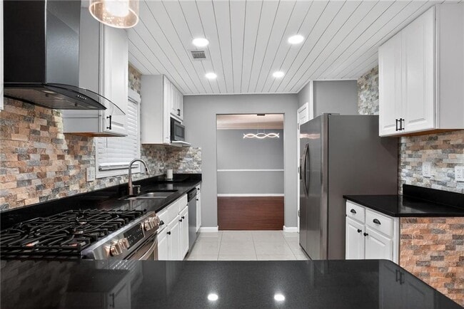 Building Photo - 1234 Carriage Trace Cir