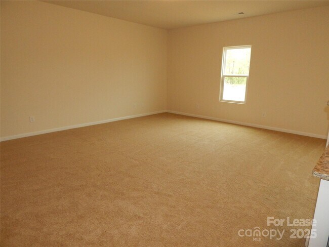 Building Photo - 6036 Loy Ct
