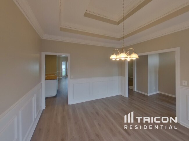 Building Photo - 1818 Brighton Dr