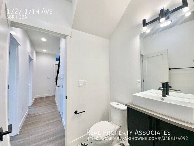 Building Photo - 1727 17th Ave