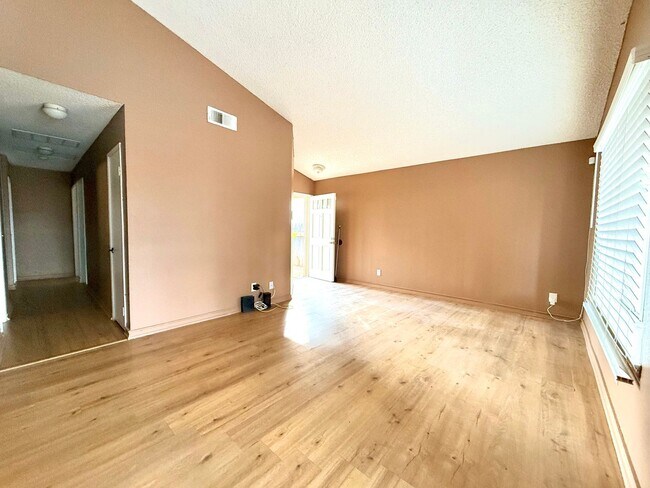 Building Photo - 3 Bedroom, 2 Bath Home in Moreno Valley for $2,895.00