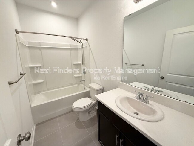 Building Photo - 358 Annies Pl