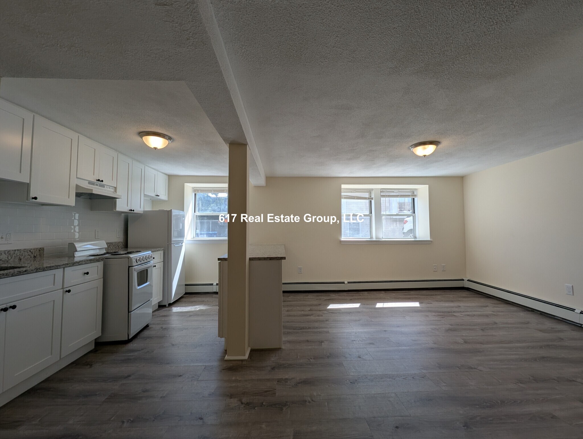 Building Photo - 176 N Beacon St