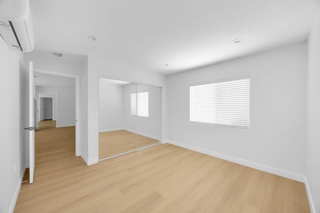 Building Photo - 3 Bedroom, 2 Bathroom Home – Near CSULB