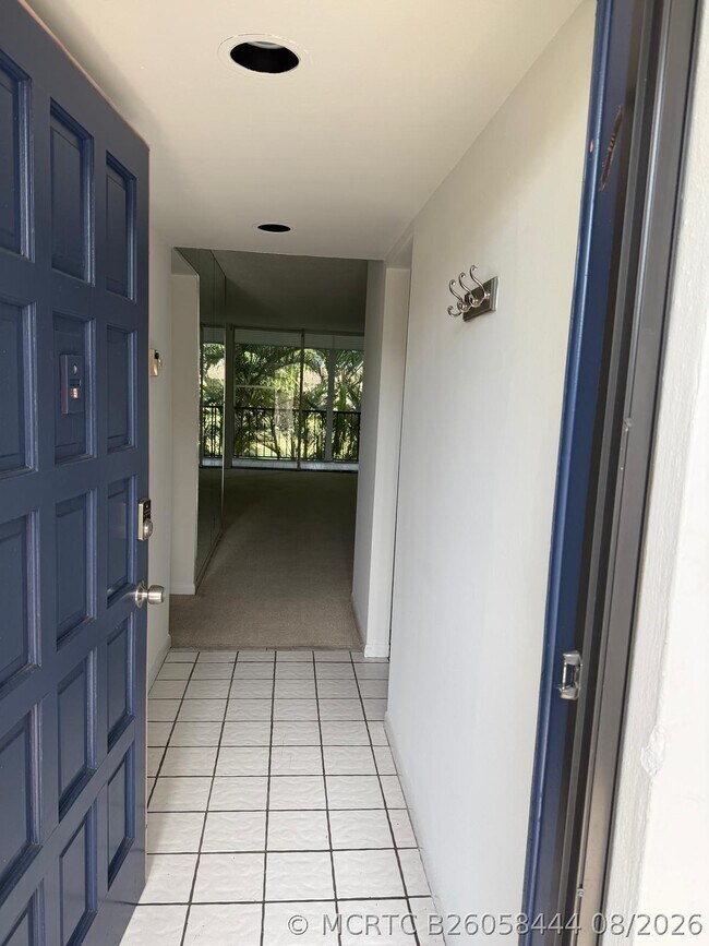 Building Photo - 4465 Luxemburg Ct