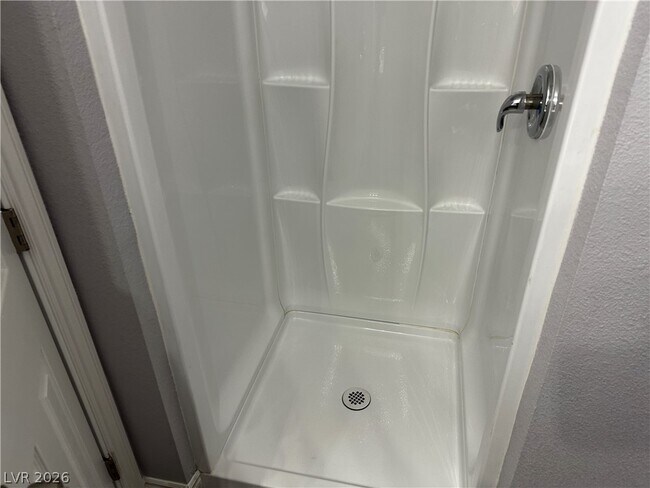 Building Photo - 3915 Cll Tereon