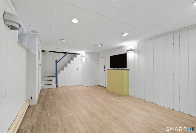 Building Photo - 104 Bentwood Rd