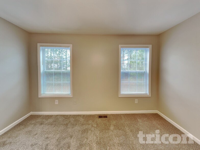 Building Photo - 6655 Breckenridge Dr