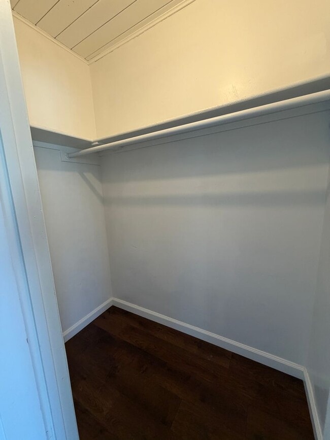 Building Photo - Adorable 2 bedroom 1 bath in Reno