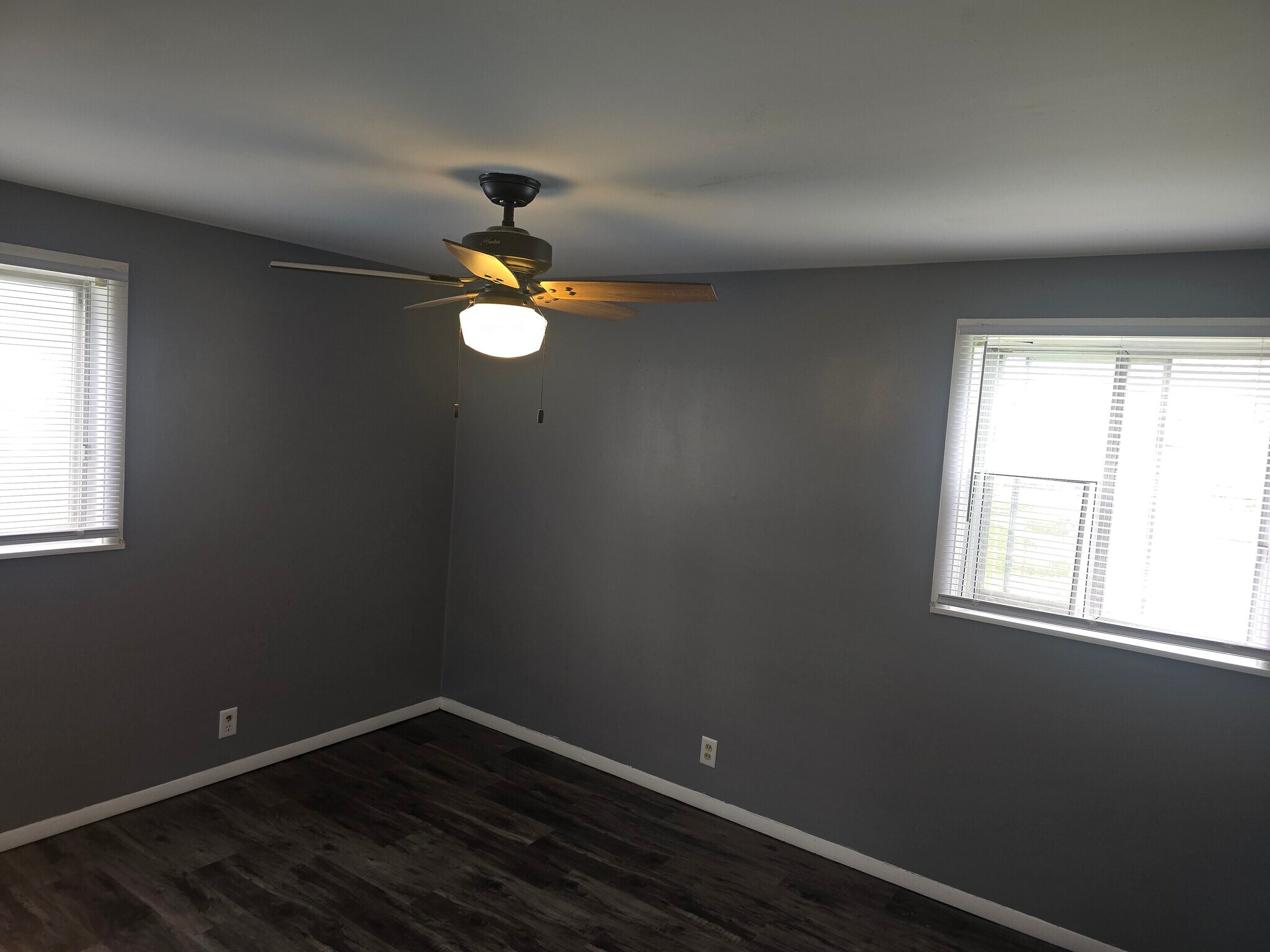 Building Photo - 1300 S Colony Dr