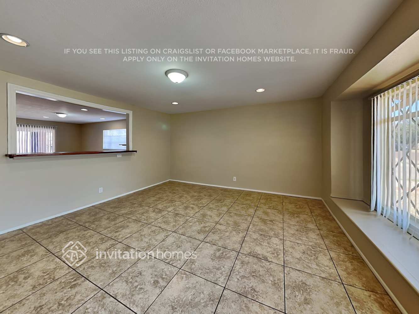 Building Photo - 3608 W Sierra Vista Dr