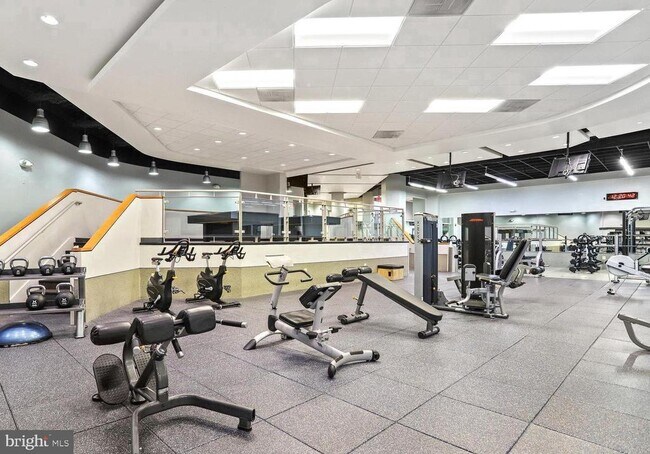 Building Photo - 1021 Arlington Blvd