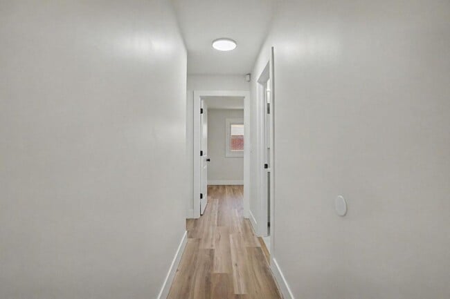 Building Photo - 83 Brookhaven Dr