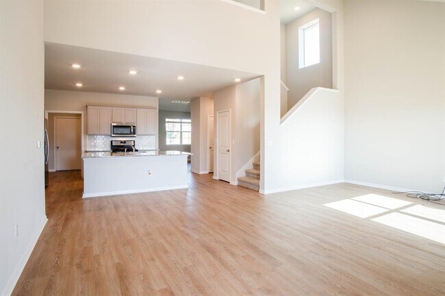 Building Photo - 1612 Fairhaven Gtwy