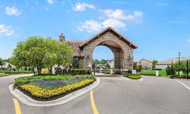 Building Photo - 57 Carina Trl