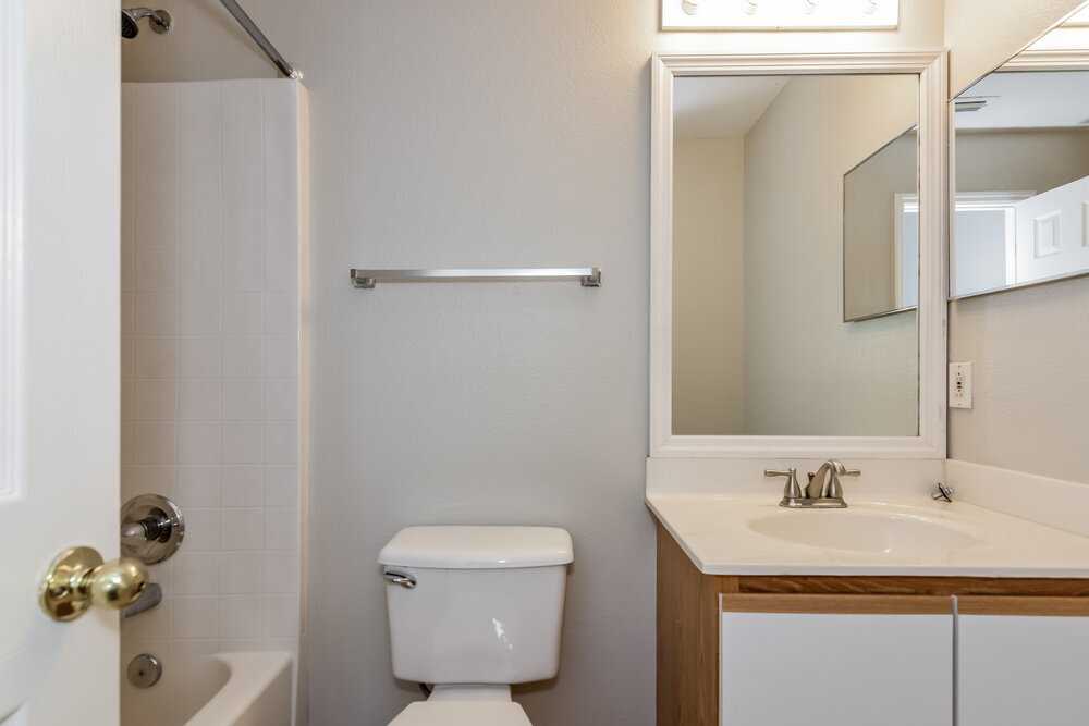 Building Photo - 6216 Cannoli Pl