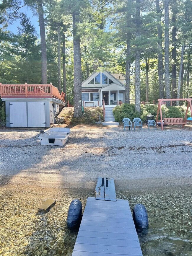 Building Photo - 11 Sandy Cove Rd