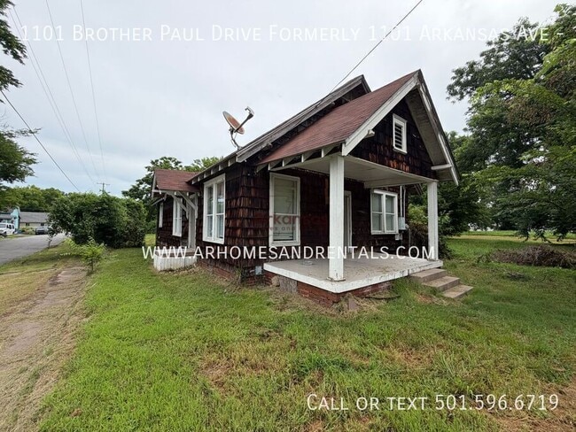 Building Photo - 1101 Brother Paul Dr