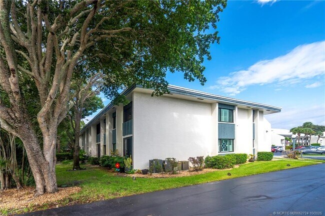 Building Photo - 175 SE St Lucie Blvd