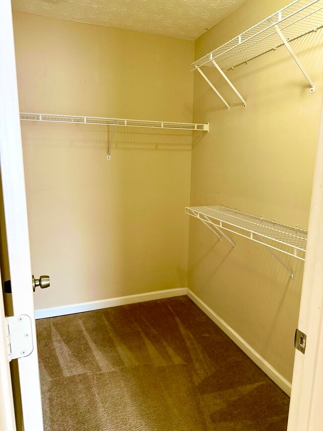 Building Photo - 4552 Latchwood Dr