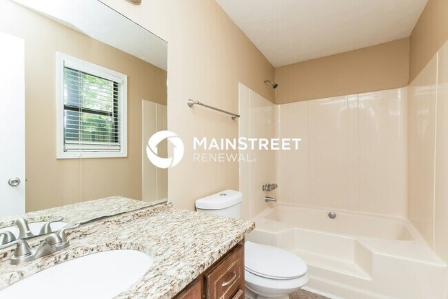 Building Photo - 3 Bedroom Pet-Friendly Home in Woodstock, GA with Main Street Renewal
