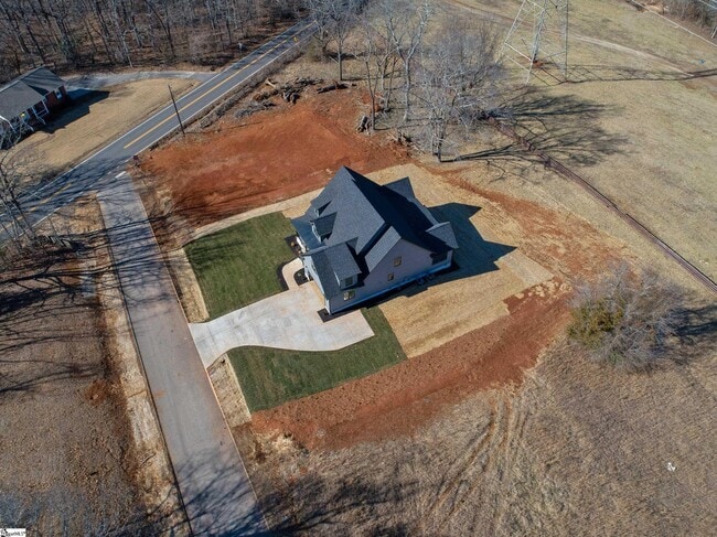 Building Photo - 109 Horseshoe Bend Rd