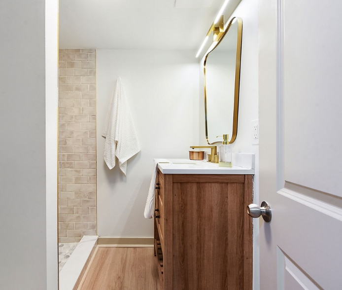 Building Photo - 1300 Boyle St