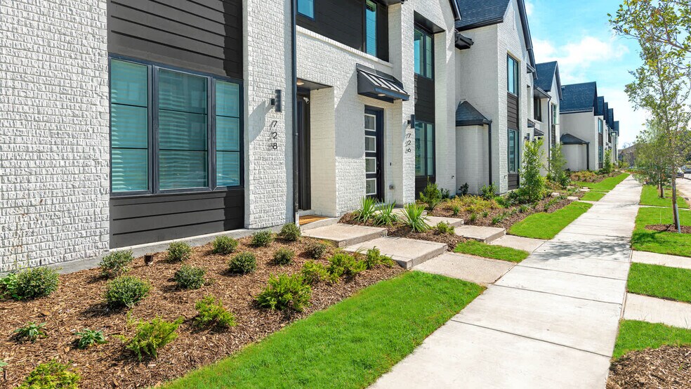 Exterior - The Louise Townhomes