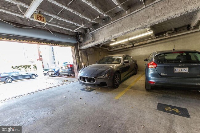 Building Photo - 1715 15th St NW