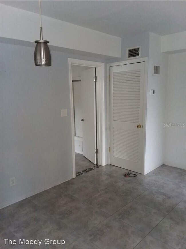 Building Photo - 1 br, 1 bath House - 5117 28th Ave. South