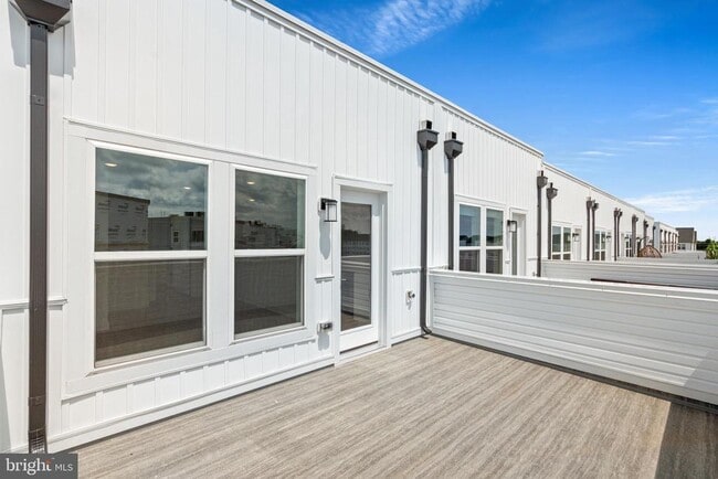 Building Photo - 3122 Nina Clarke Dr