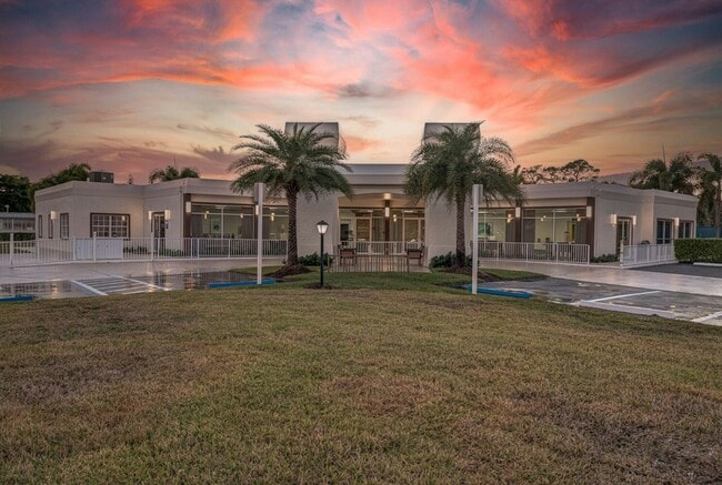 Building Photo - 4482 King Theodore Dr