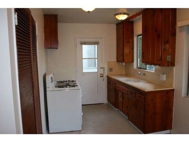 Building Photo - 3829 Park Pl