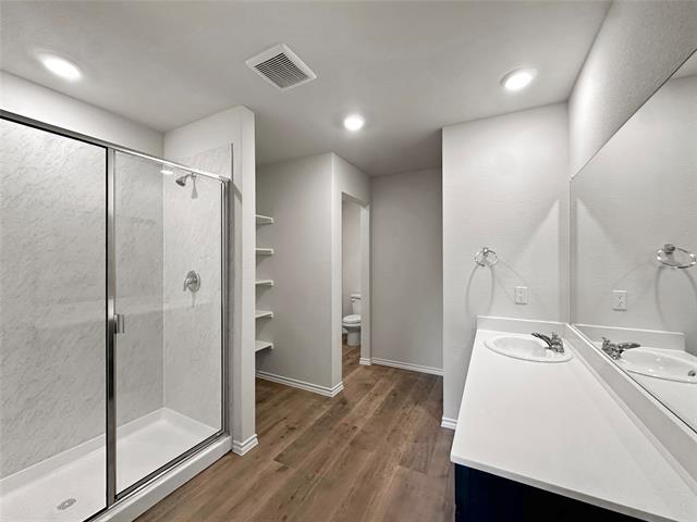 Building Photo - 5340 Elkridge Dr